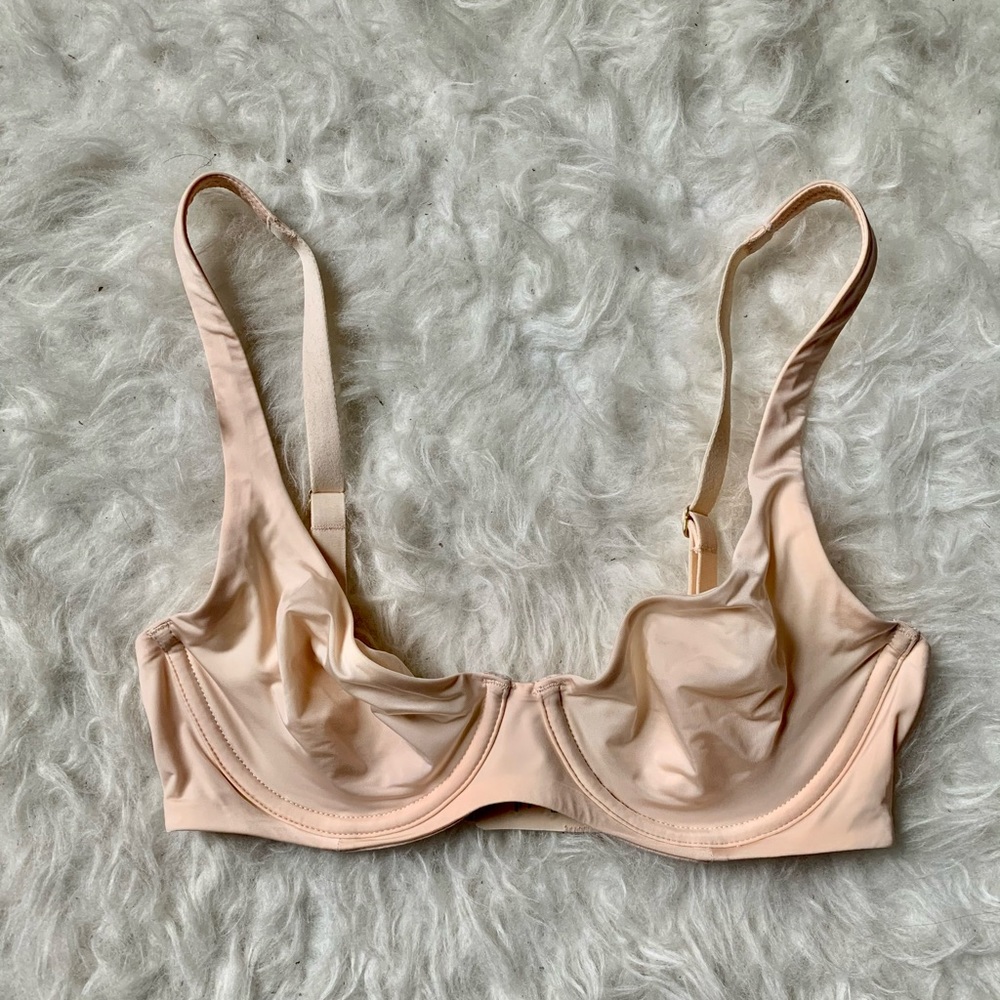 NWOT CUUP scoop blush bra